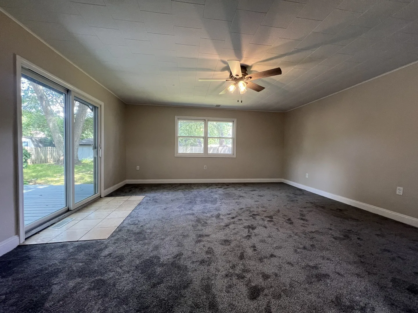 16260 W Arlington Dr, , 60048, USA 60048-Libertyville-IL