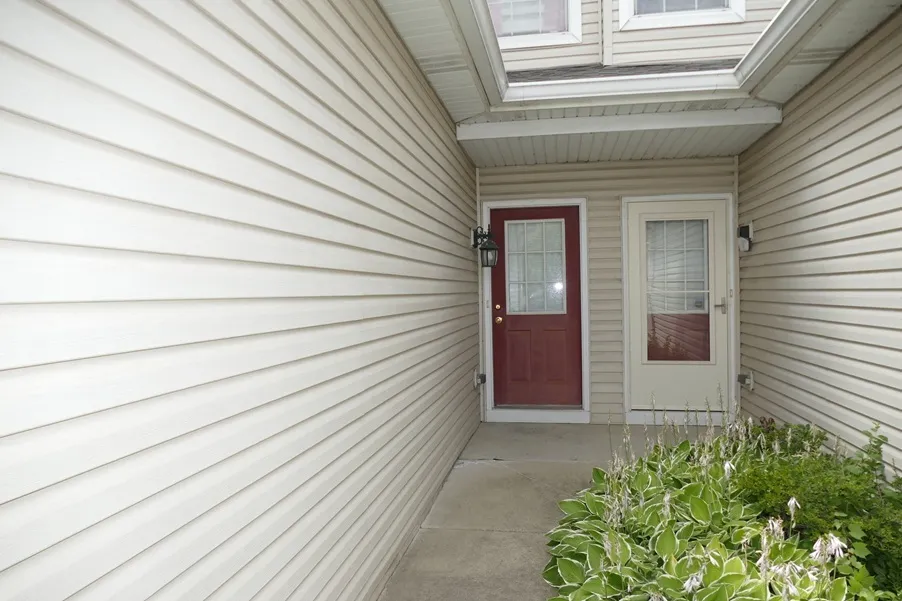 1995 Golden Gate Ln, ,  60563, USA 60563-Naperville-IL