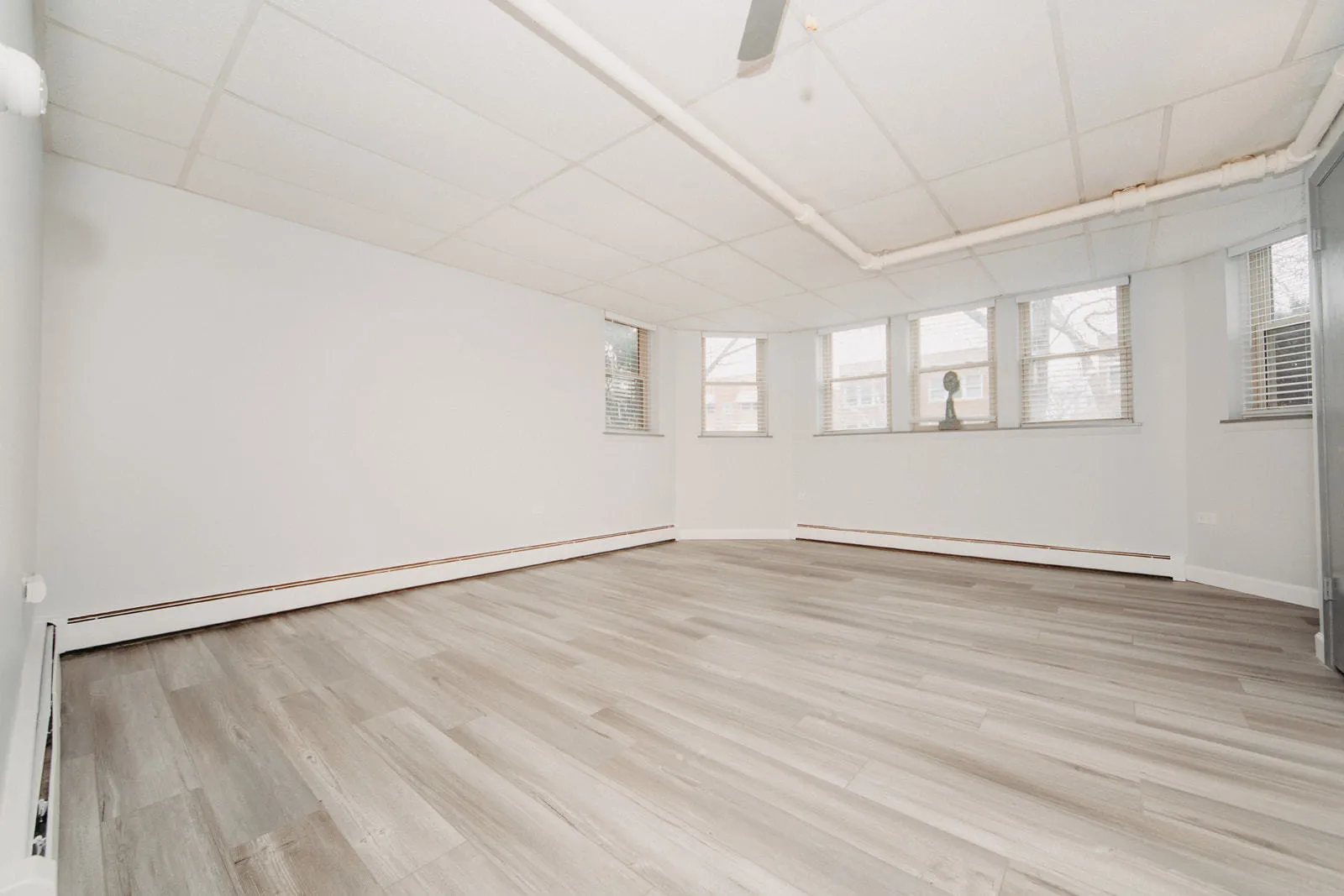 9124 La Crosse Ave, ,  60077, USA 60077-Skokie-IL