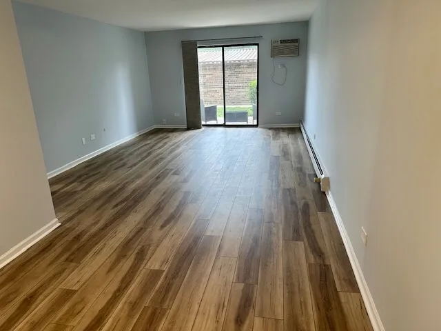 3515 Central Rd, ,  60025, USA 60025-Glenview-IL