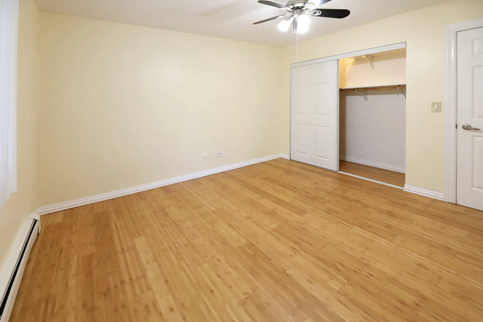 10385 Dearlove Rd, ,  60025, USA 60025-Glenview-IL