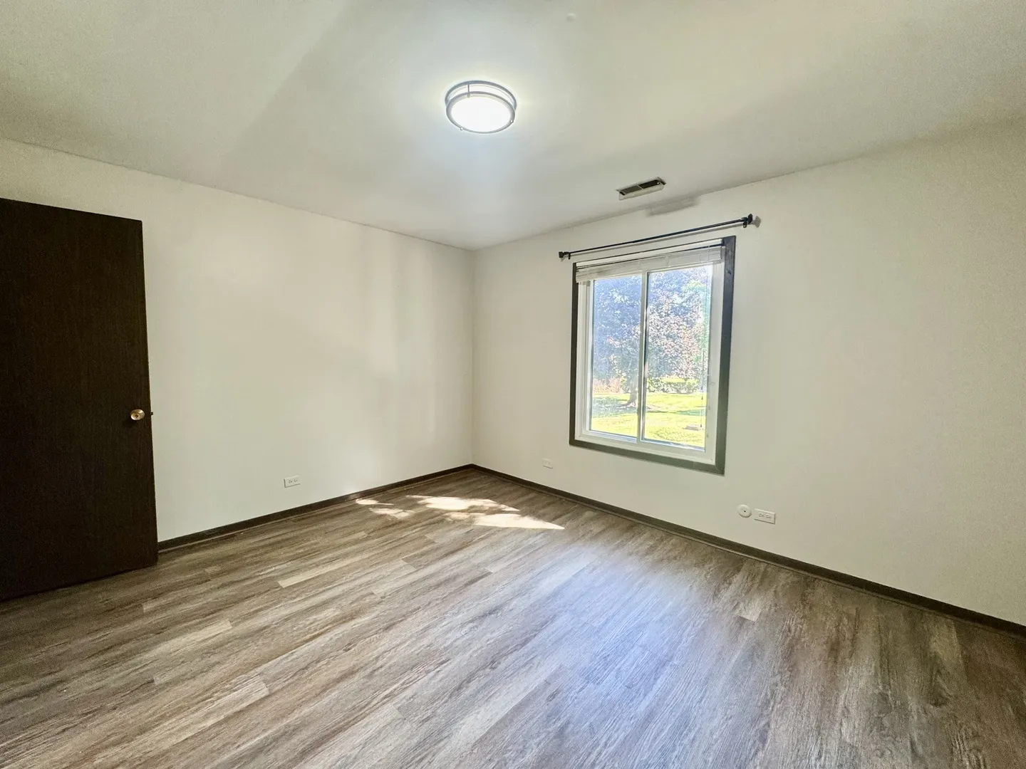 1737 Harrow Ct, ,  60189, USA 60189-Wheaton-IL
