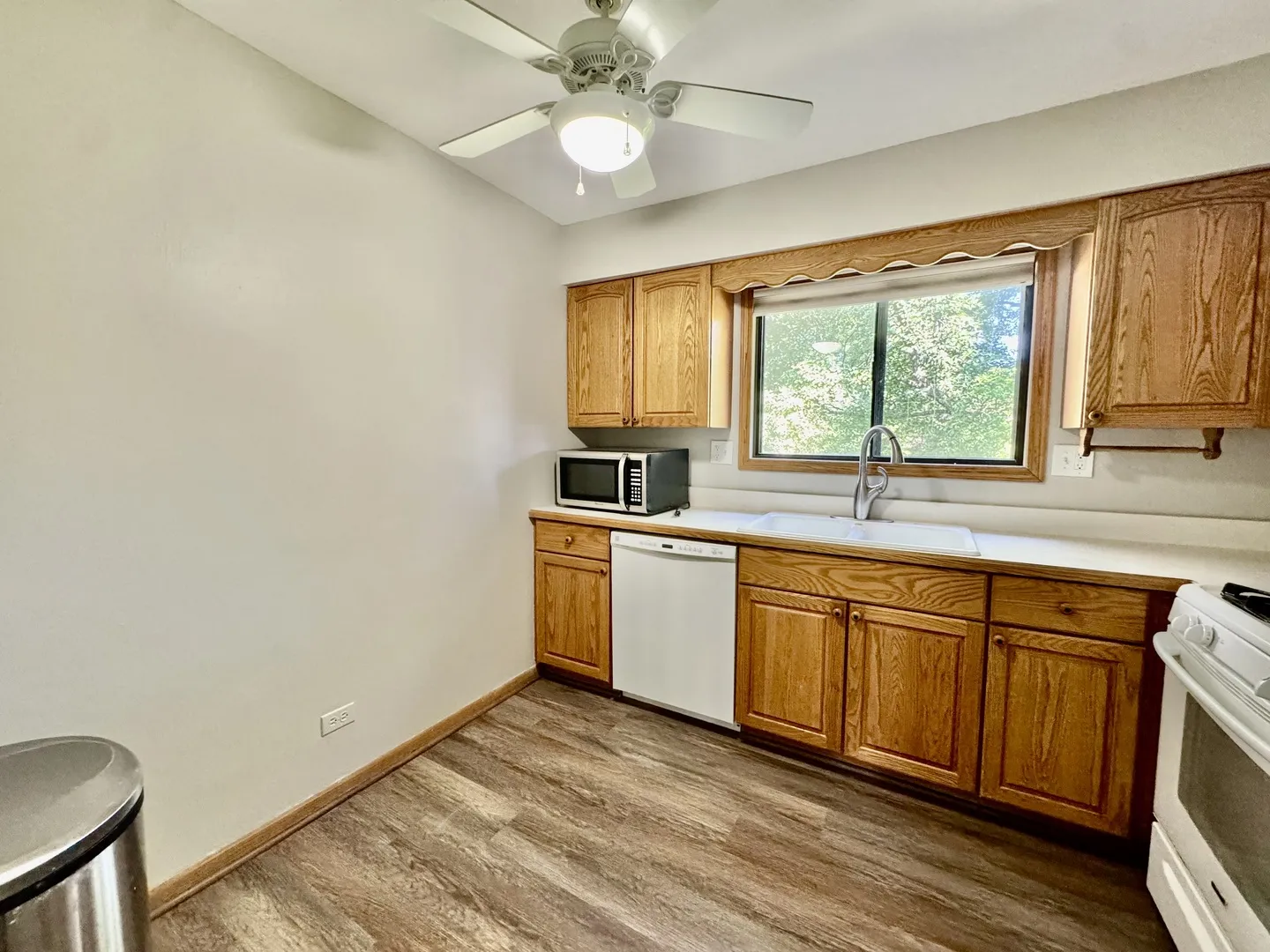 1737 Harrow Ct, ,  60189, USA 60189-Wheaton-IL