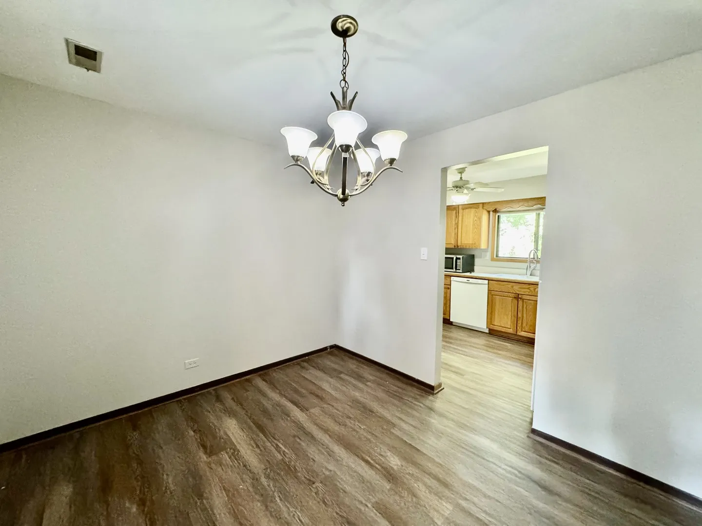 1737 Harrow Ct, , 60189, USA 60189-Wheaton-IL