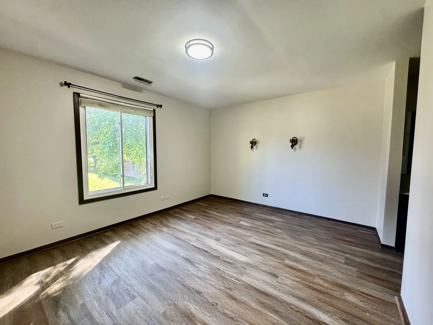 1737 Harrow Ct, ,  60189, USA 60189-Wheaton-IL