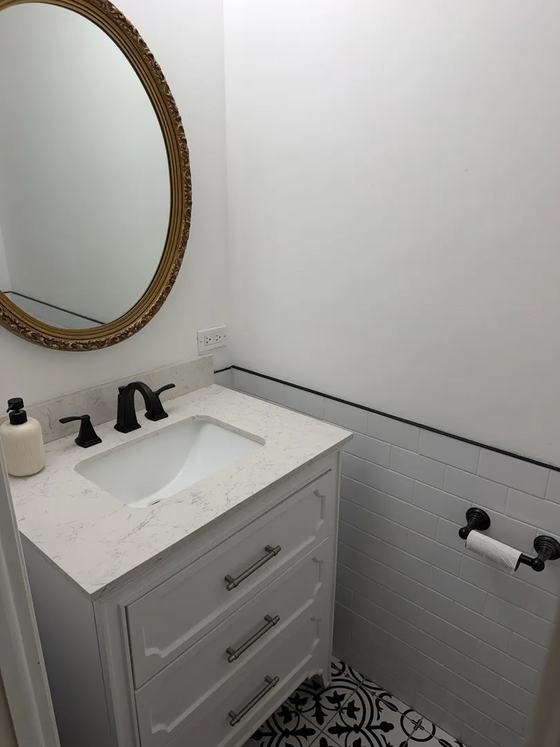 1927 Farmington Ct, ,  60565, USA 60565-Naperville-IL
