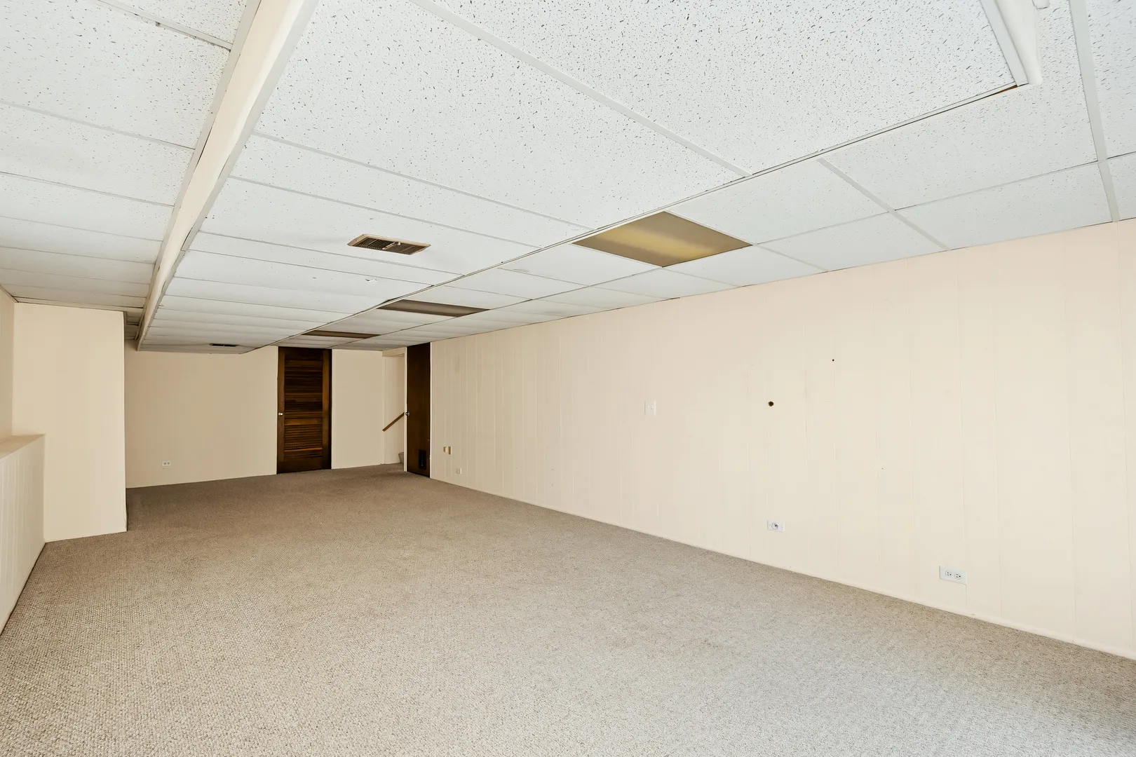 673 N Park Blvd, ,  60137, USA 60137-Glen Ellyn-IL