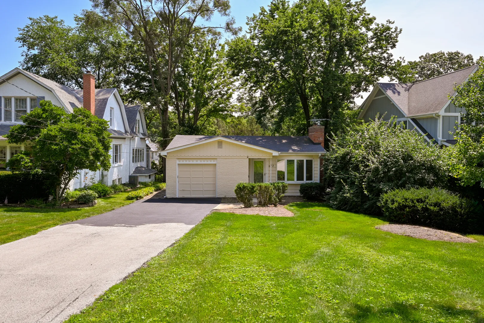673 N Park Blvd, ,  60137, USA 60137-Glen Ellyn-IL