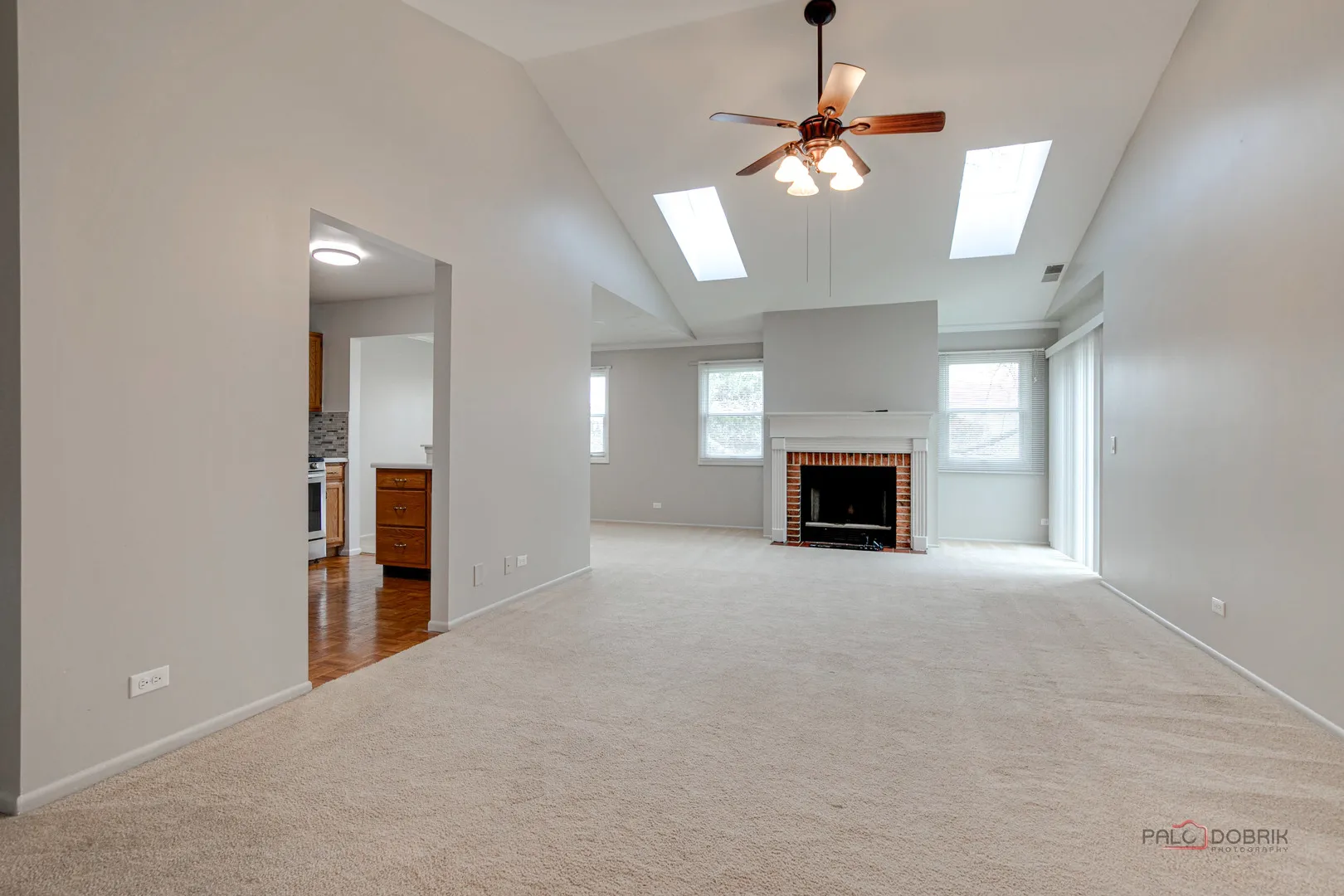311 Glasgow Ln, ,  60194, USA 60194-Schaumburg-IL