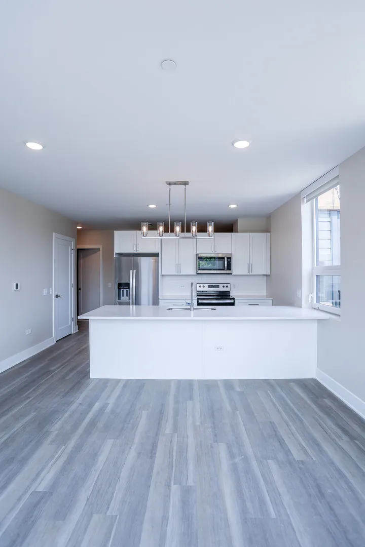 880 Lee St, , 60016, USA 60016-Des Plaines-IL
