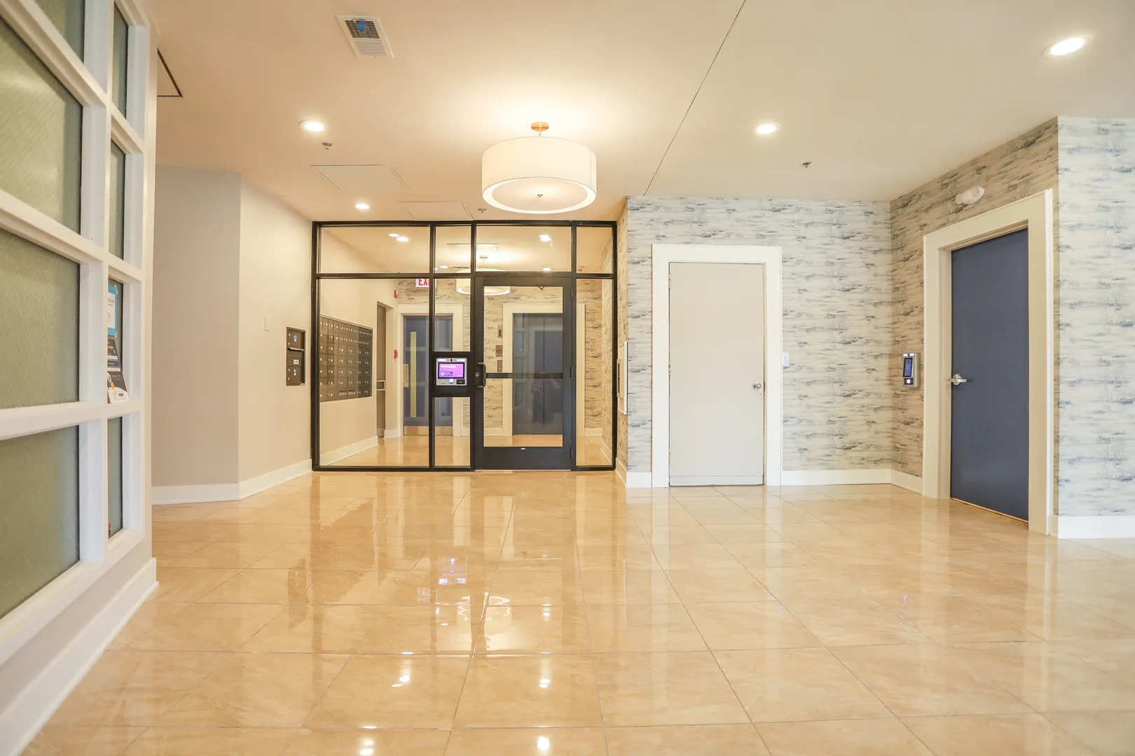 880 Lee St, , 60016, USA 60016-Des Plaines-IL