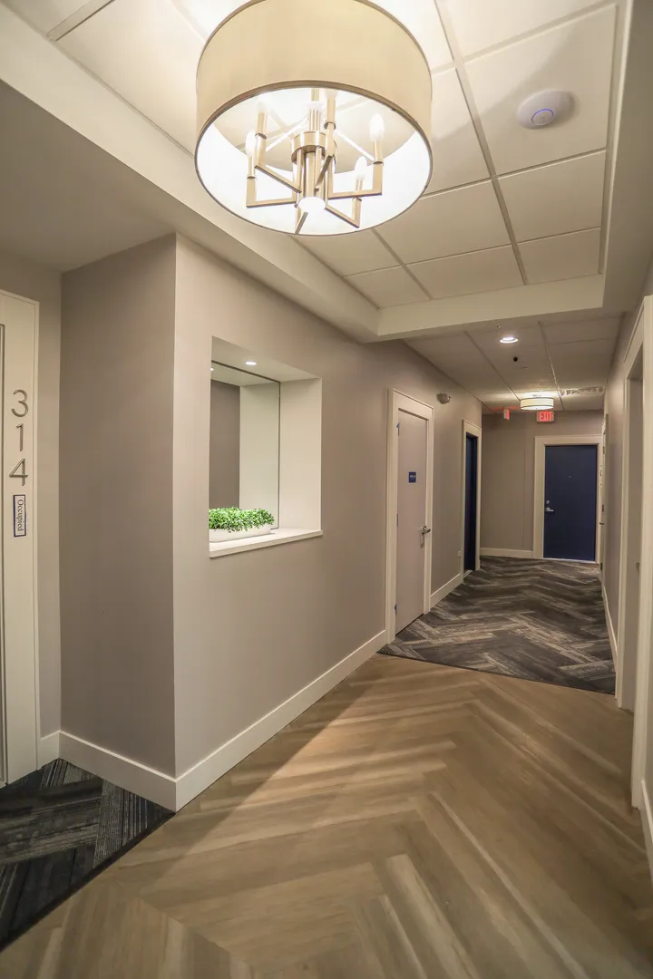 880 Lee St, , 60016, USA 60016-Des Plaines-IL