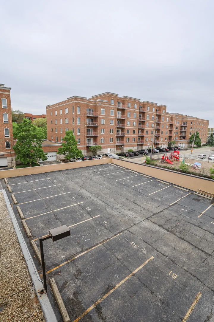 880 Lee St, , 60016, USA 60016-Des Plaines-IL
