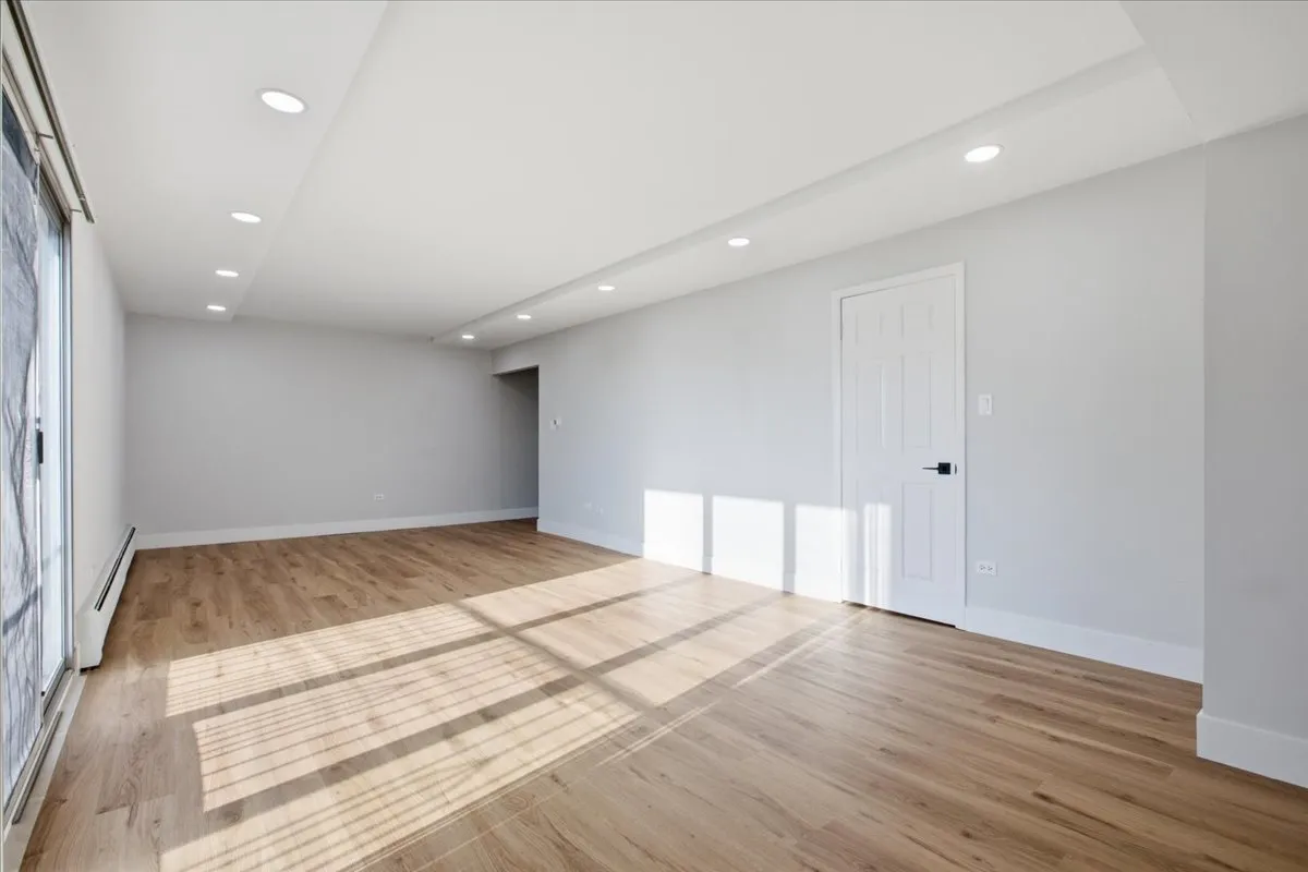 9001 Golf Rd, Niles,  60714, USA 60016-Des Plaines-IL
