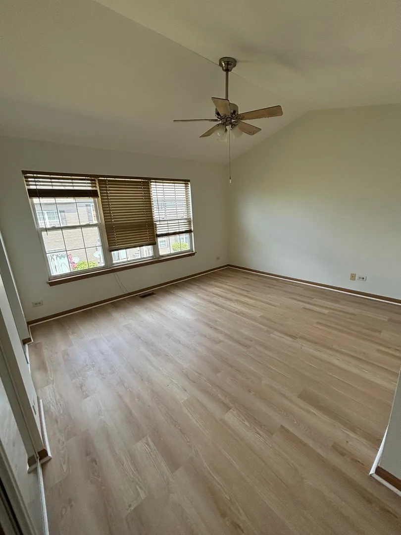 2422 Golf Ridge Cir, , 60563, USA 60563-Naperville-IL
