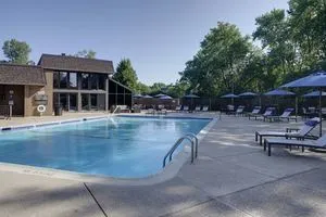1910 Chestnut Ave, ,  60025, USA 60025-Glenview-IL