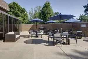1910 Chestnut Ave, ,  60025, USA 60025-Glenview-IL