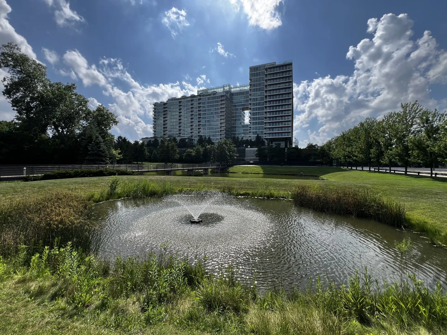 9655 Woods Dr, ,  60077, USA 60077-Skokie-IL