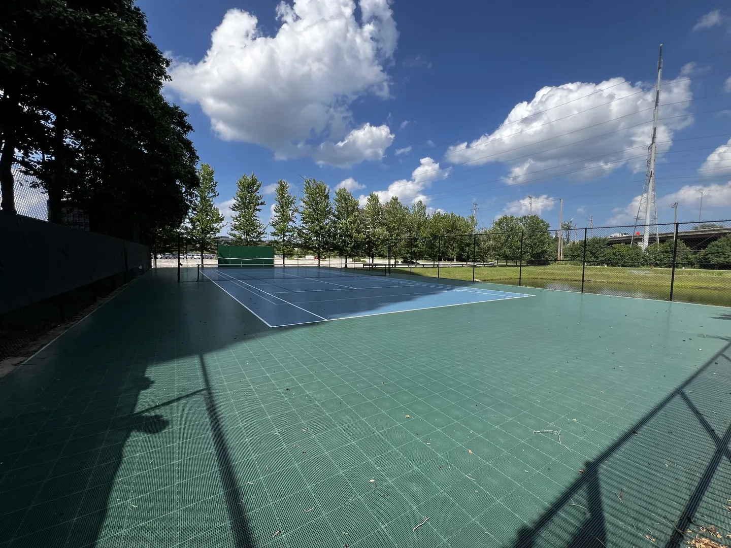 9655 Woods Dr, ,  60077, USA 60077-Skokie-IL