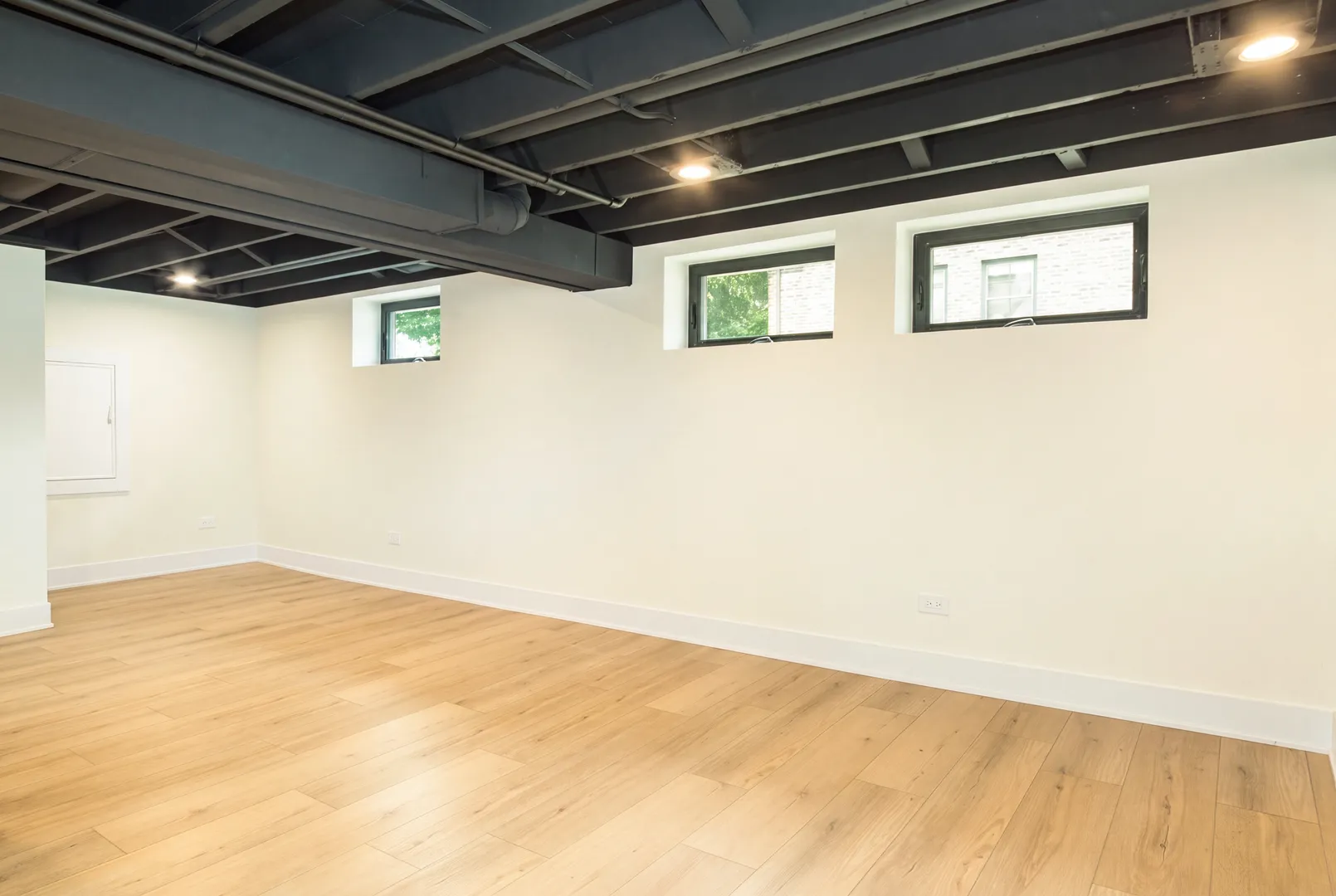 7111 N Mason Ave, ,  60646, USA 60646-Chicago-IL