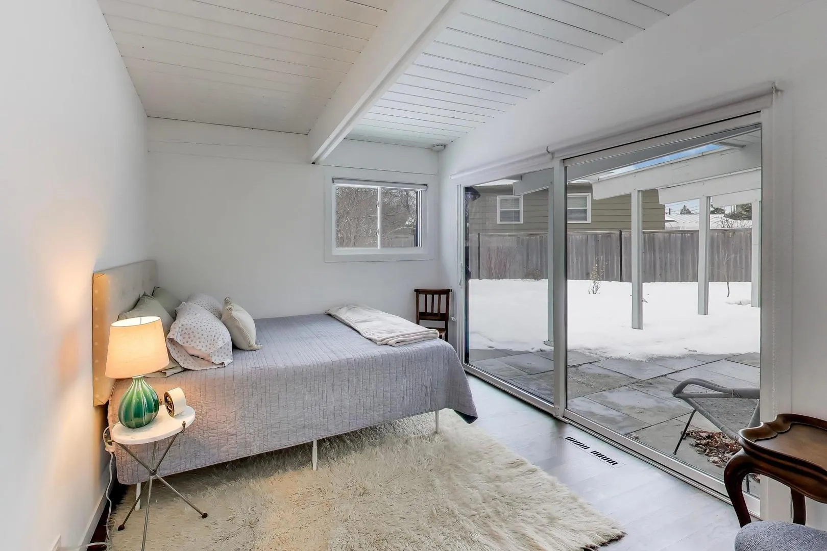 2649 N Crawford Ave, ,  60201, USA 60201-Evanston-IL