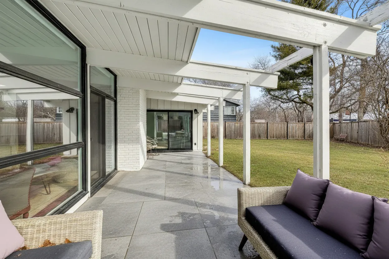2649 N Crawford Ave, ,  60201, USA 60201-Evanston-IL