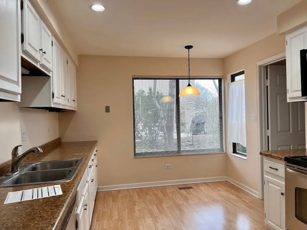 78 Foxwood Ln, ,  60010, USA 60010-Lake Barrington-IL