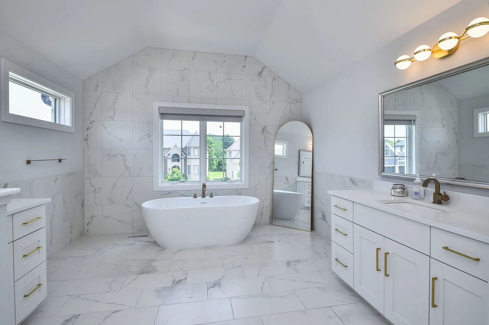 2447 Sharon Ct, ,  60564, USA 60564-Naperville-IL