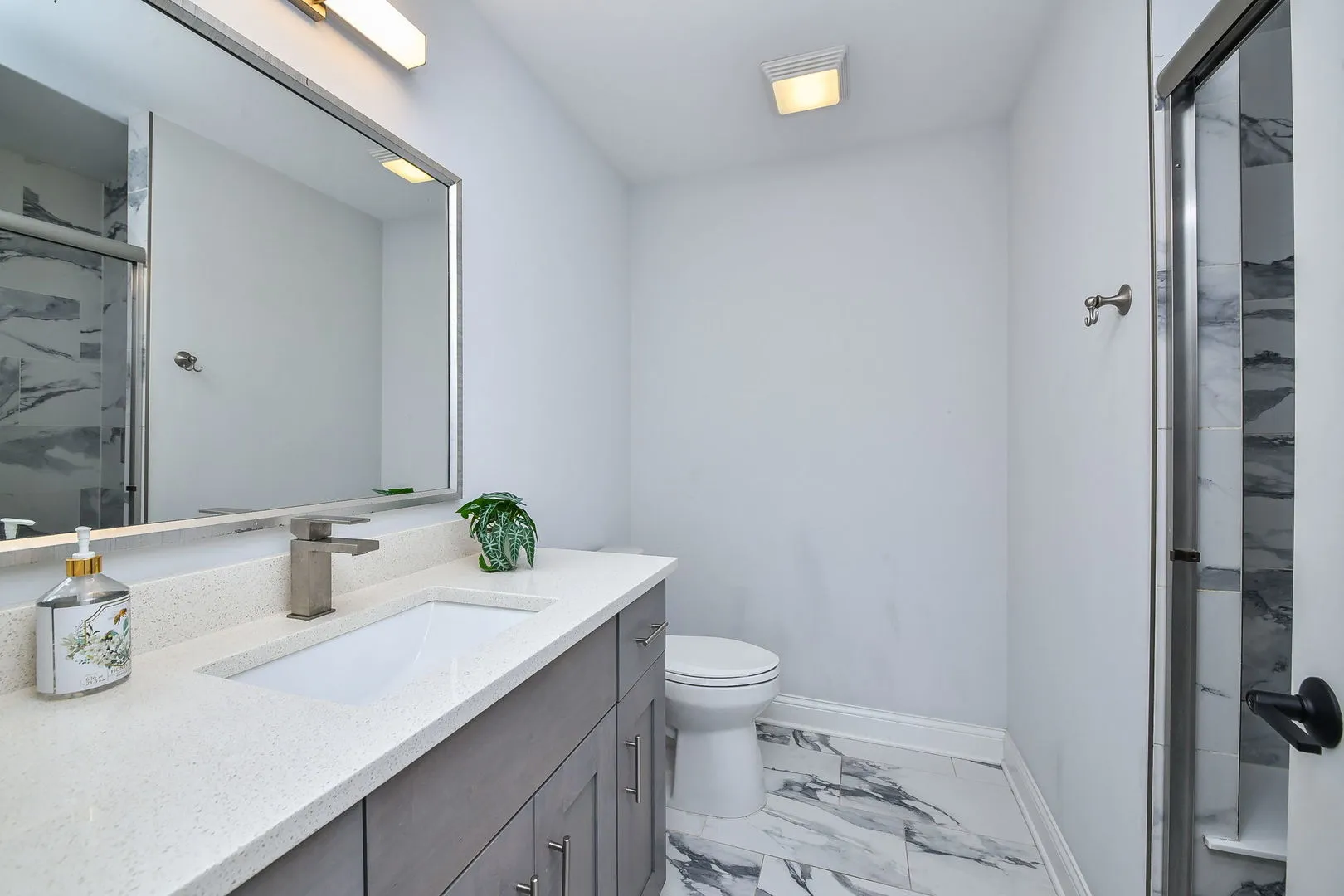2447 Sharon Ct, ,  60564, USA 60564-Naperville-IL