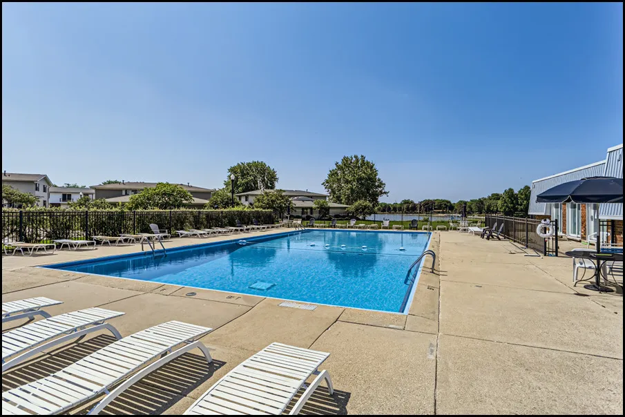 206 Barcliffe Ln, ,  60194, USA 60194-Schaumburg-IL