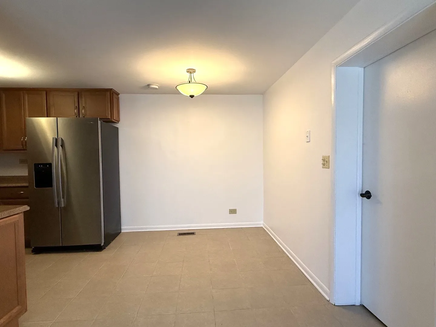 206 Barcliffe Ln, ,  60194, USA 60194-Schaumburg-IL