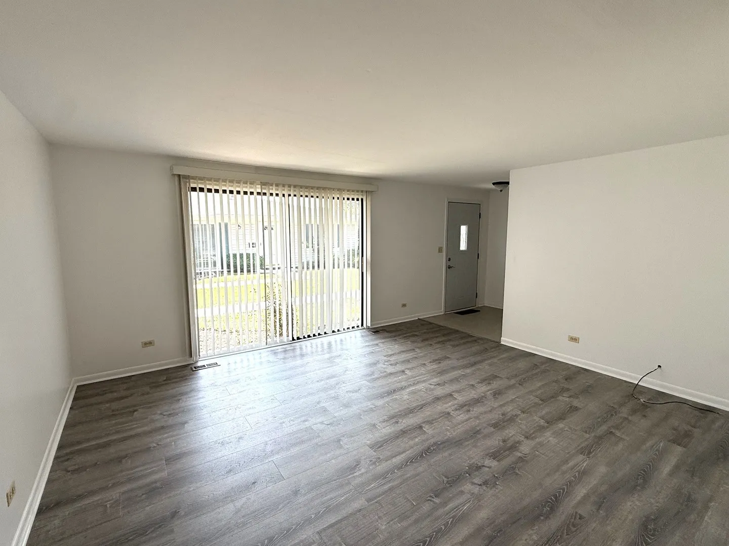 206 Barcliffe Ln, ,  60194, USA 60194-Schaumburg-IL