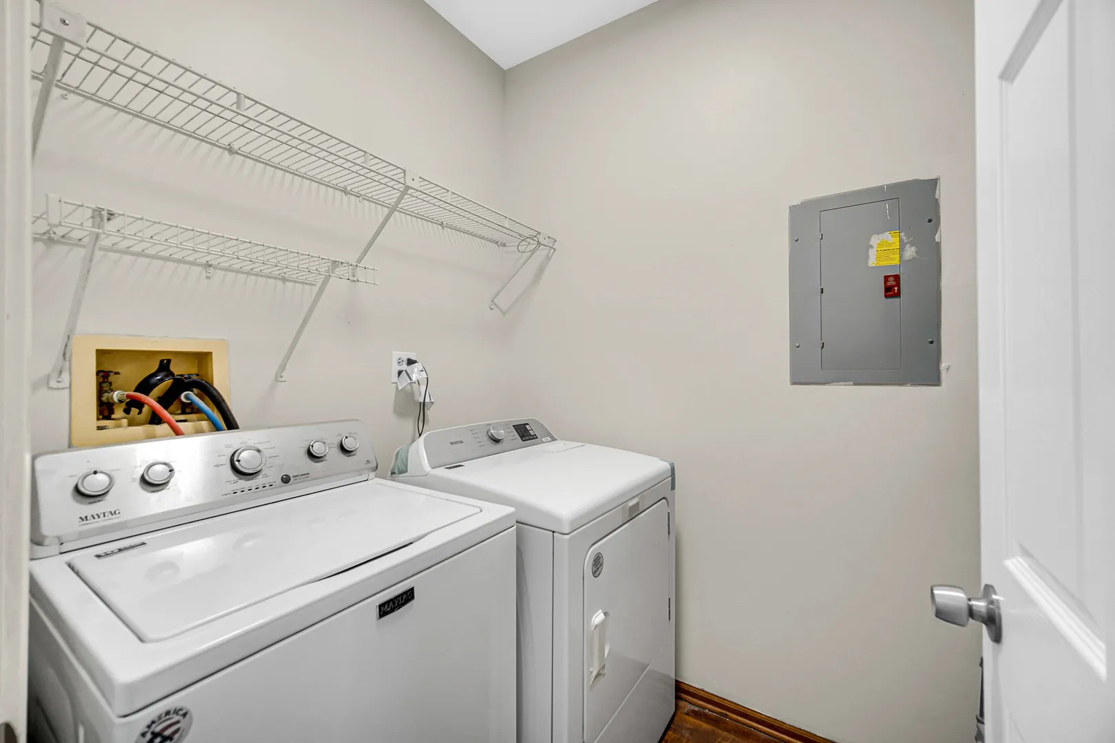 1661 Commodore Ct, ,  60193, USA 60193-Schaumburg-IL