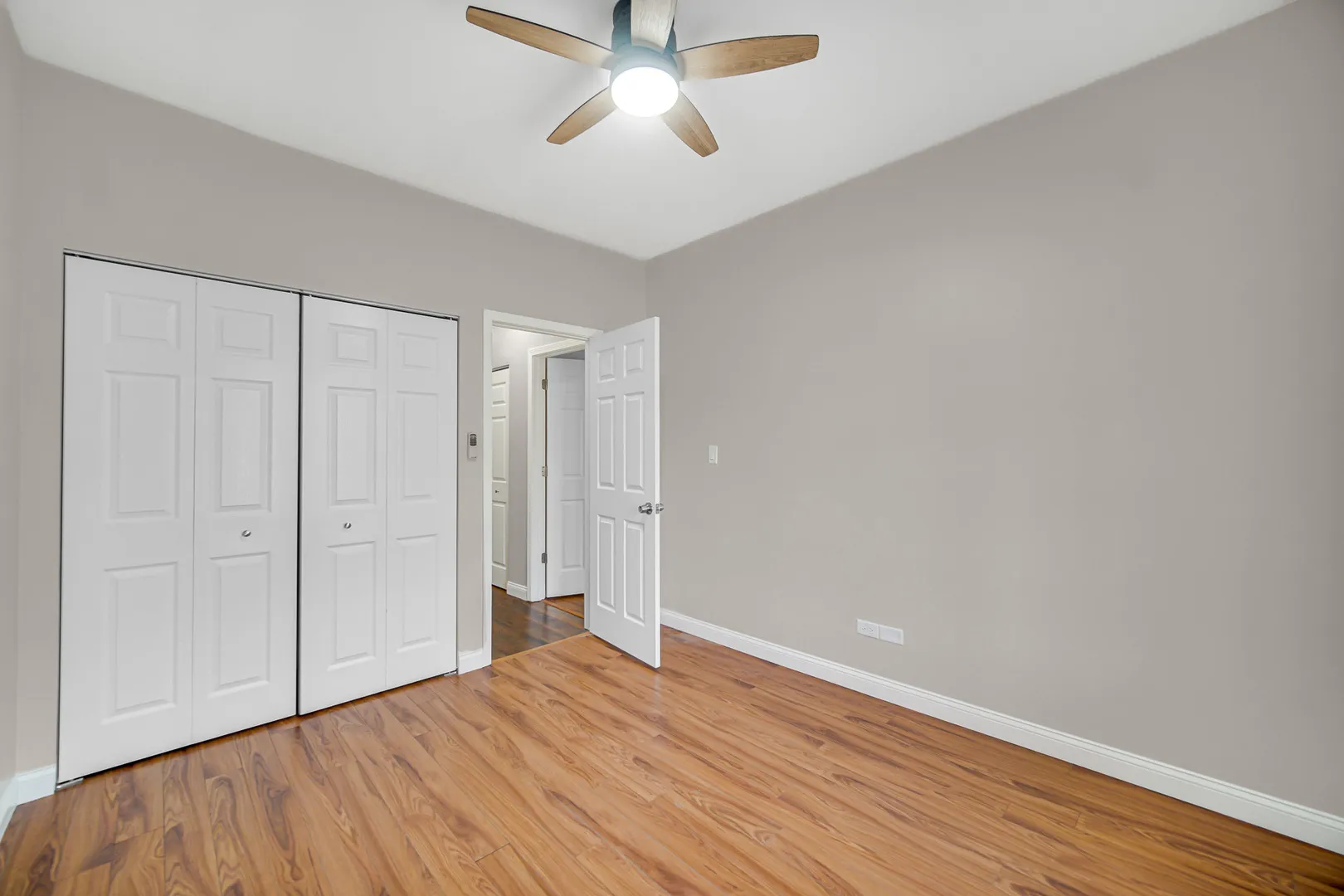 1661 Commodore Ct, ,  60193, USA 60193-Schaumburg-IL