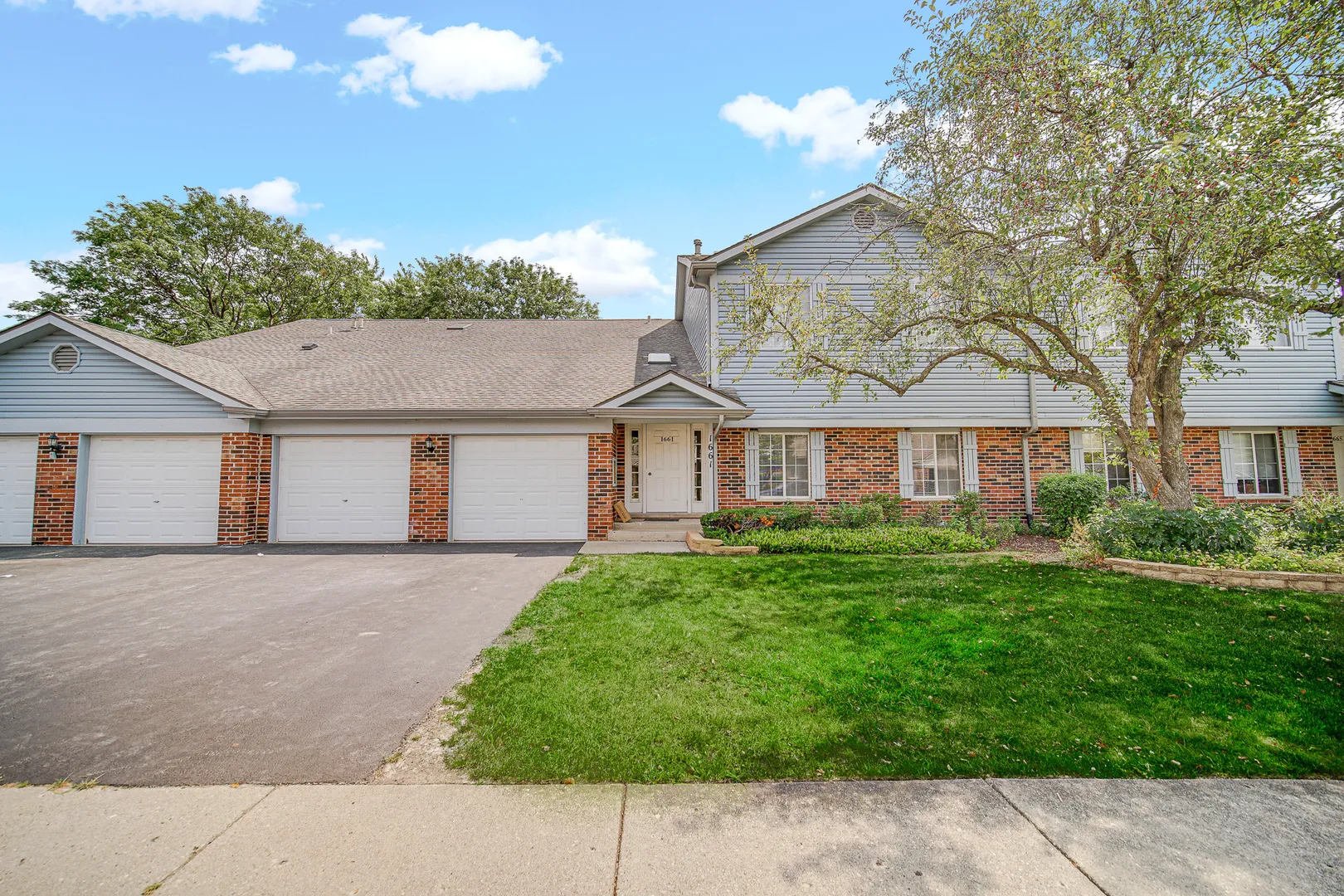 1661 Commodore Ct, ,  60193, USA 60193-Schaumburg-IL