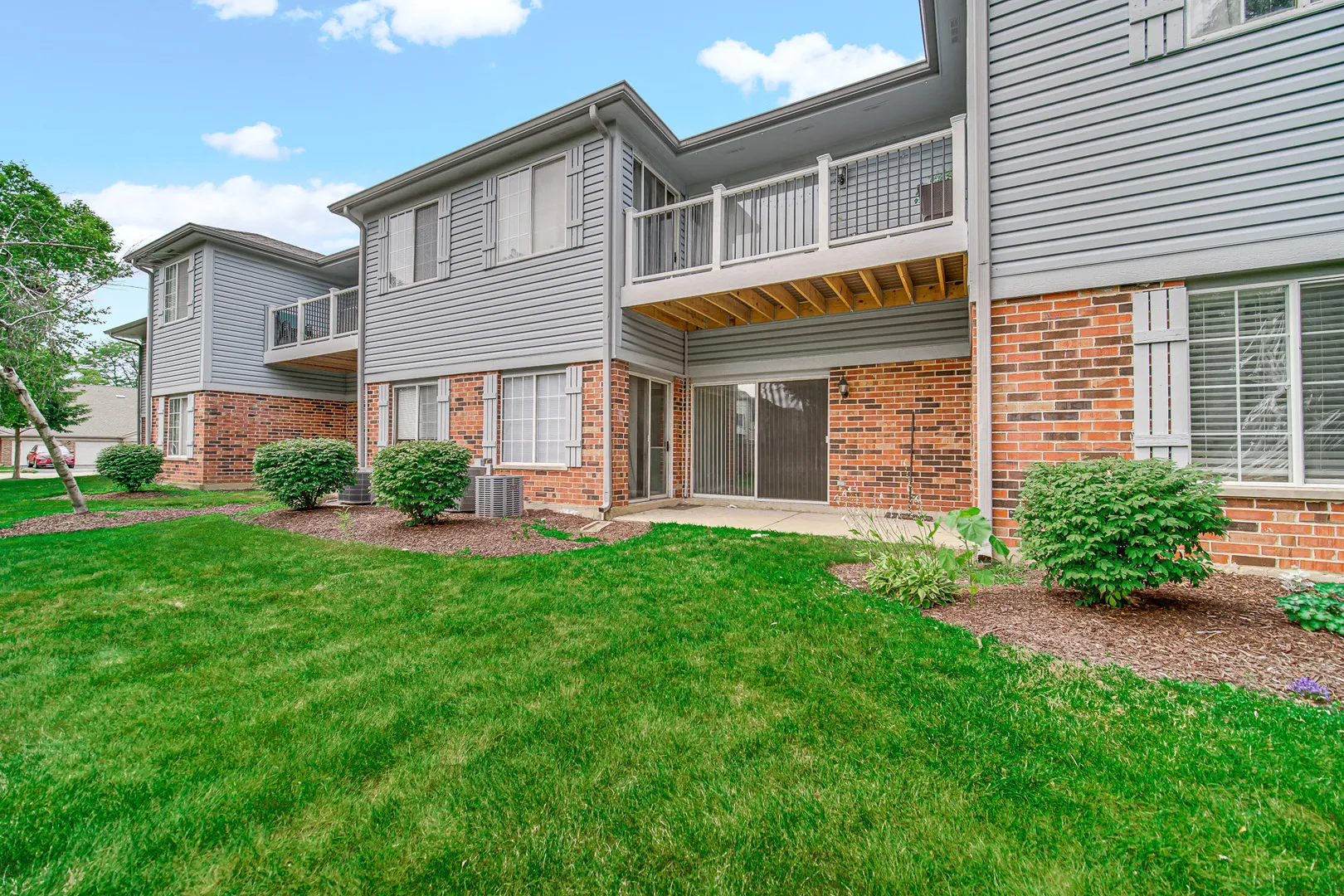 1661 Commodore Ct, ,  60193, USA 60193-Schaumburg-IL