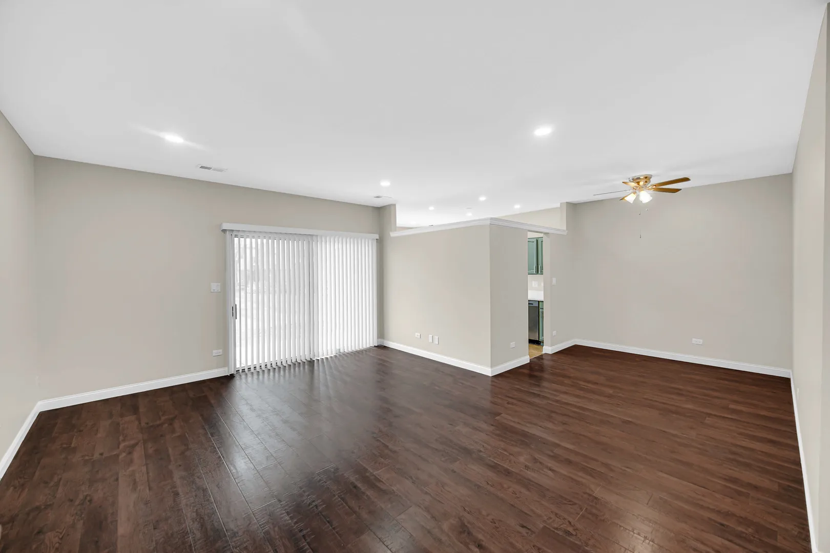 1661 Commodore Ct, ,  60193, USA 60193-Schaumburg-IL