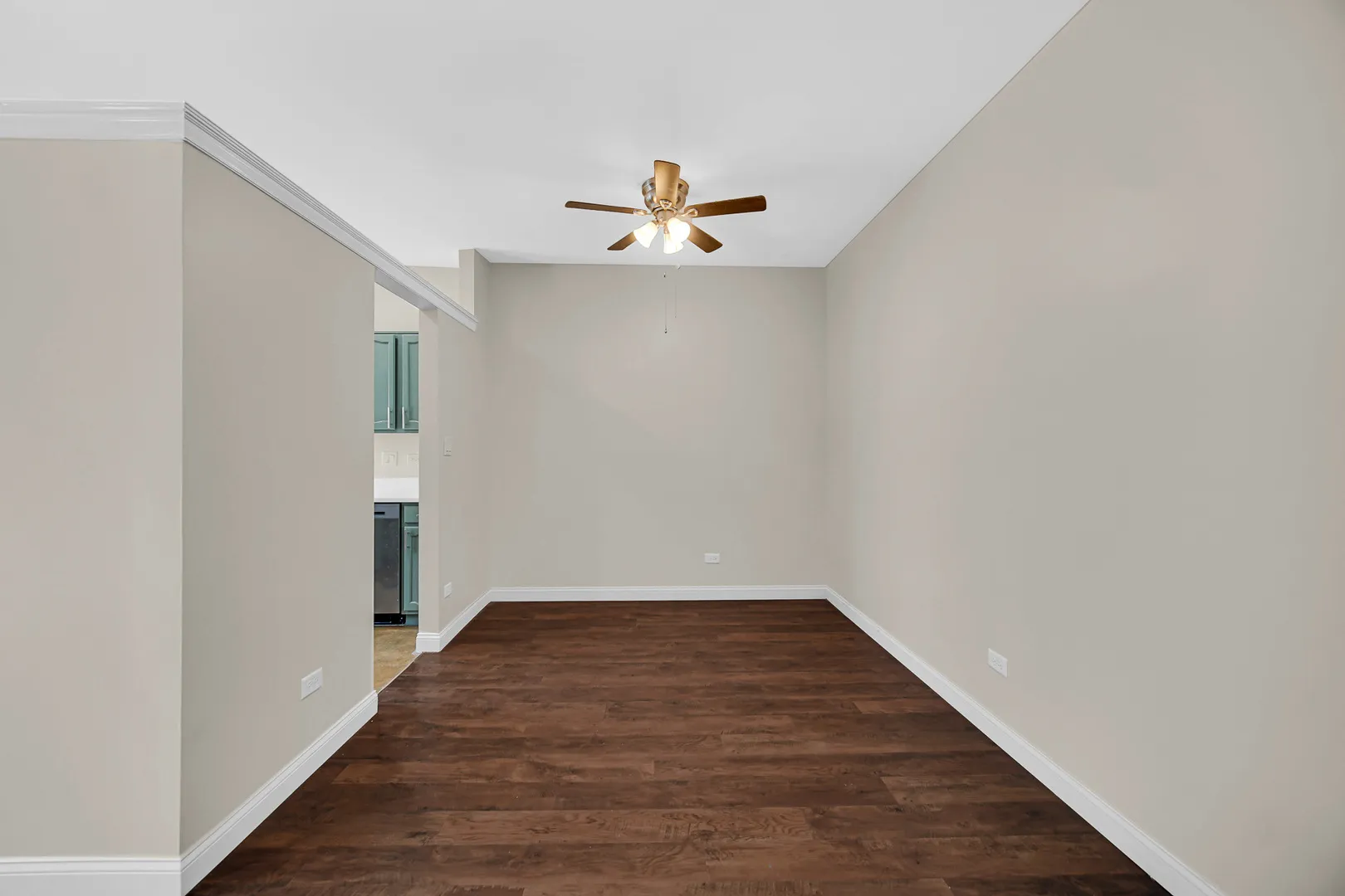 1661 Commodore Ct, ,  60193, USA 60193-Schaumburg-IL