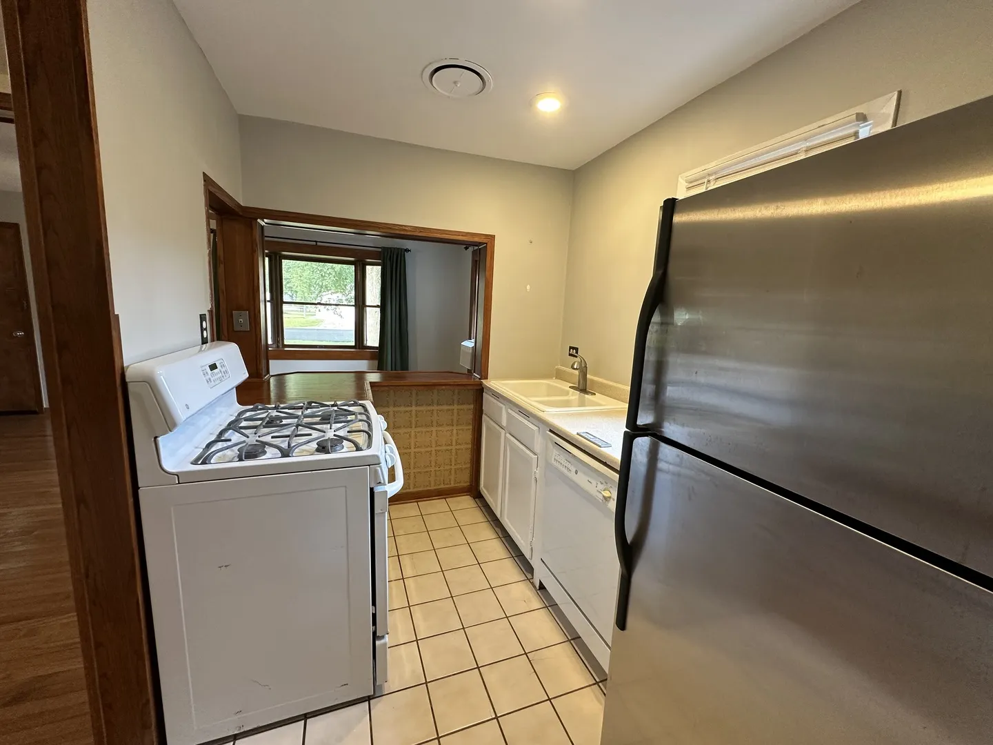 37 Heather Dr, ,  60014, USA 60014-Crystal Lake-IL