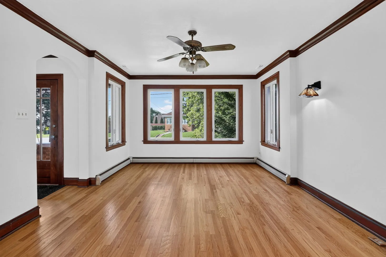 708 McCarthy Rd, ,  60439, USA 60439-Lemont-IL