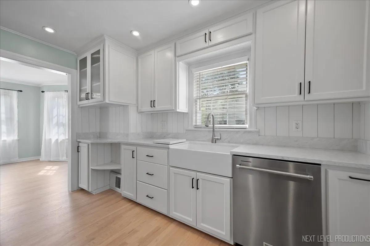 40 S Pine St, ,  60134, USA 60134-Geneva-IL