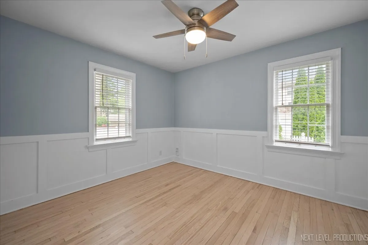 40 S Pine St, ,  60134, USA 60134-Geneva-IL