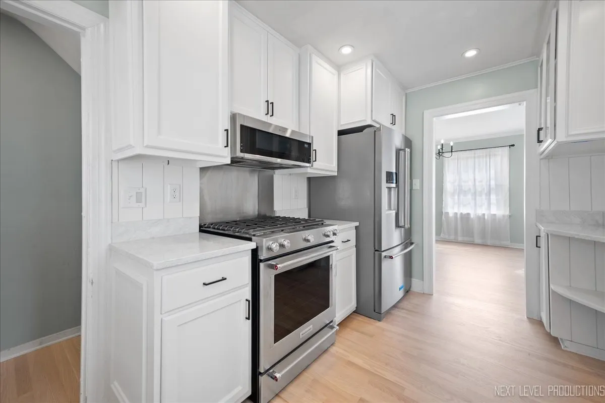 40 S Pine St, ,  60134, USA 60134-Geneva-IL