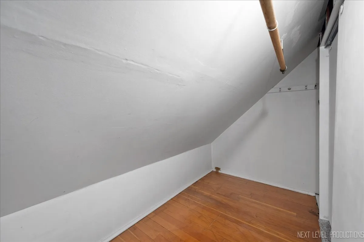 40 S Pine St, ,  60134, USA 60134-Geneva-IL