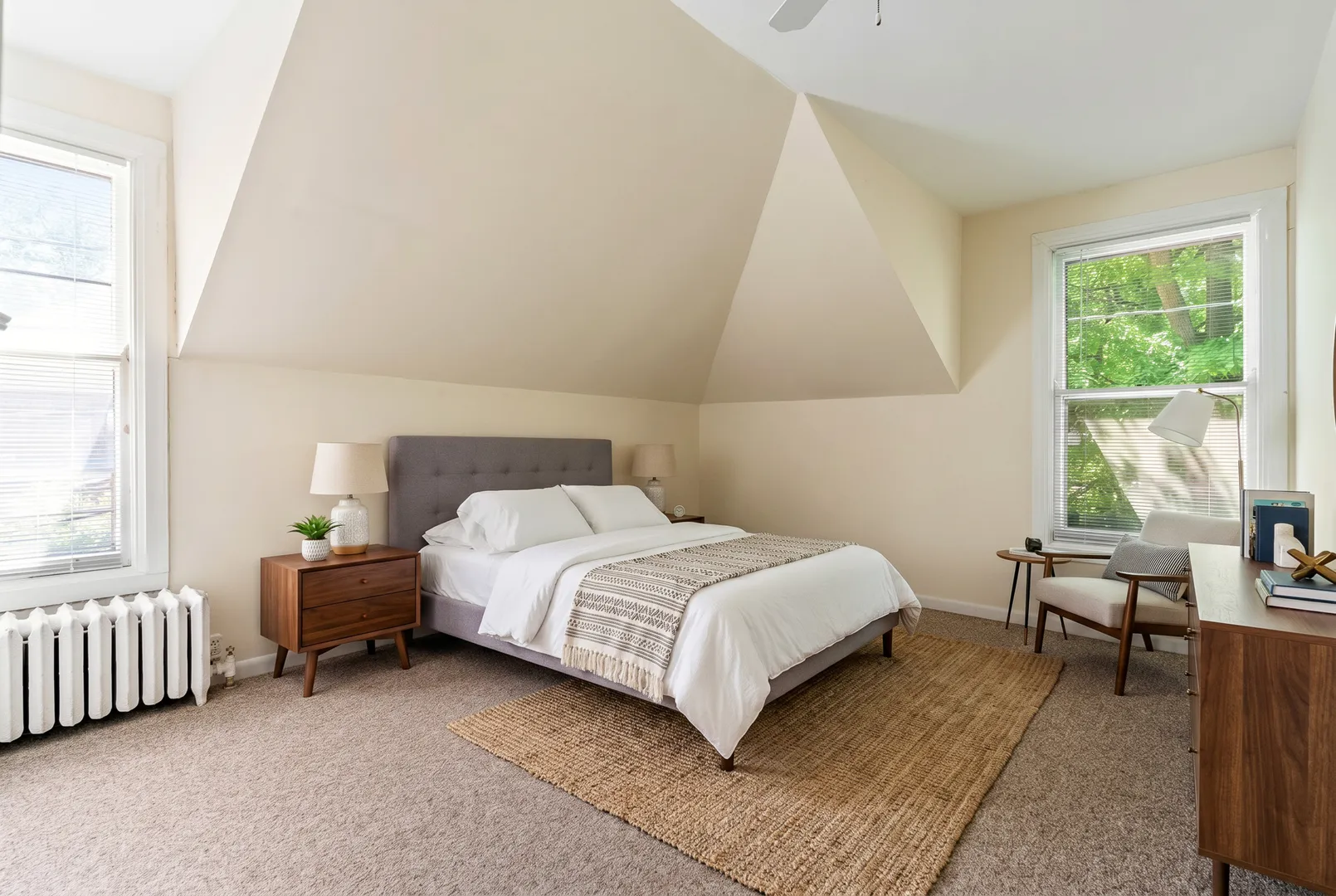 Ridge Ave, , 60202, USA 60202-Evanston-IL