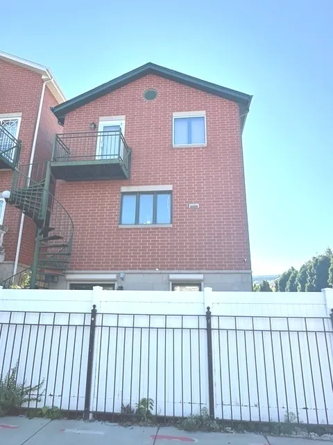1901 S Louie Pkwy, , 60616, USA 60616-Chicago-IL