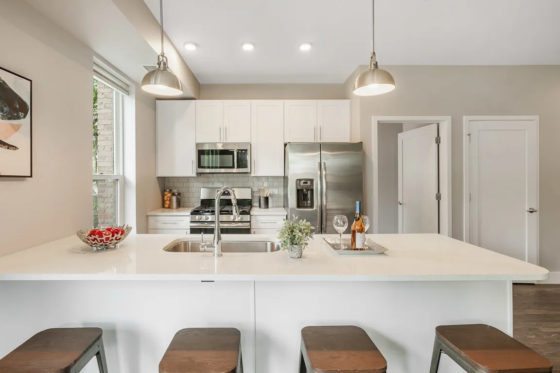 101 W Liberty St, , 60010, USA 60010-Barrington-IL