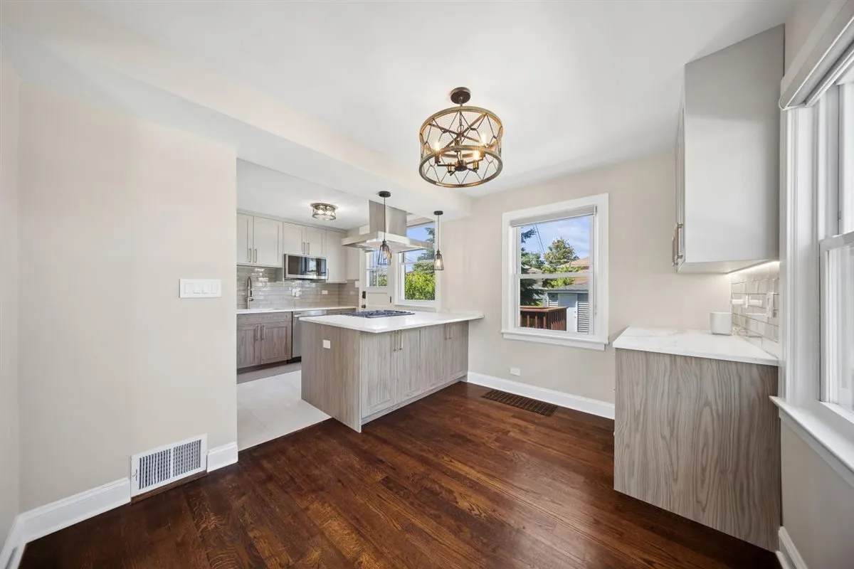 1798 Howard Ave, , 60018, USA 60018-Des Plaines-IL