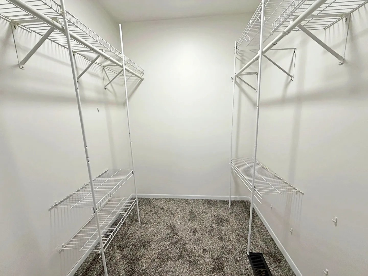 440 Lear Ct, ,  60194, USA 60194-Schaumburg-IL