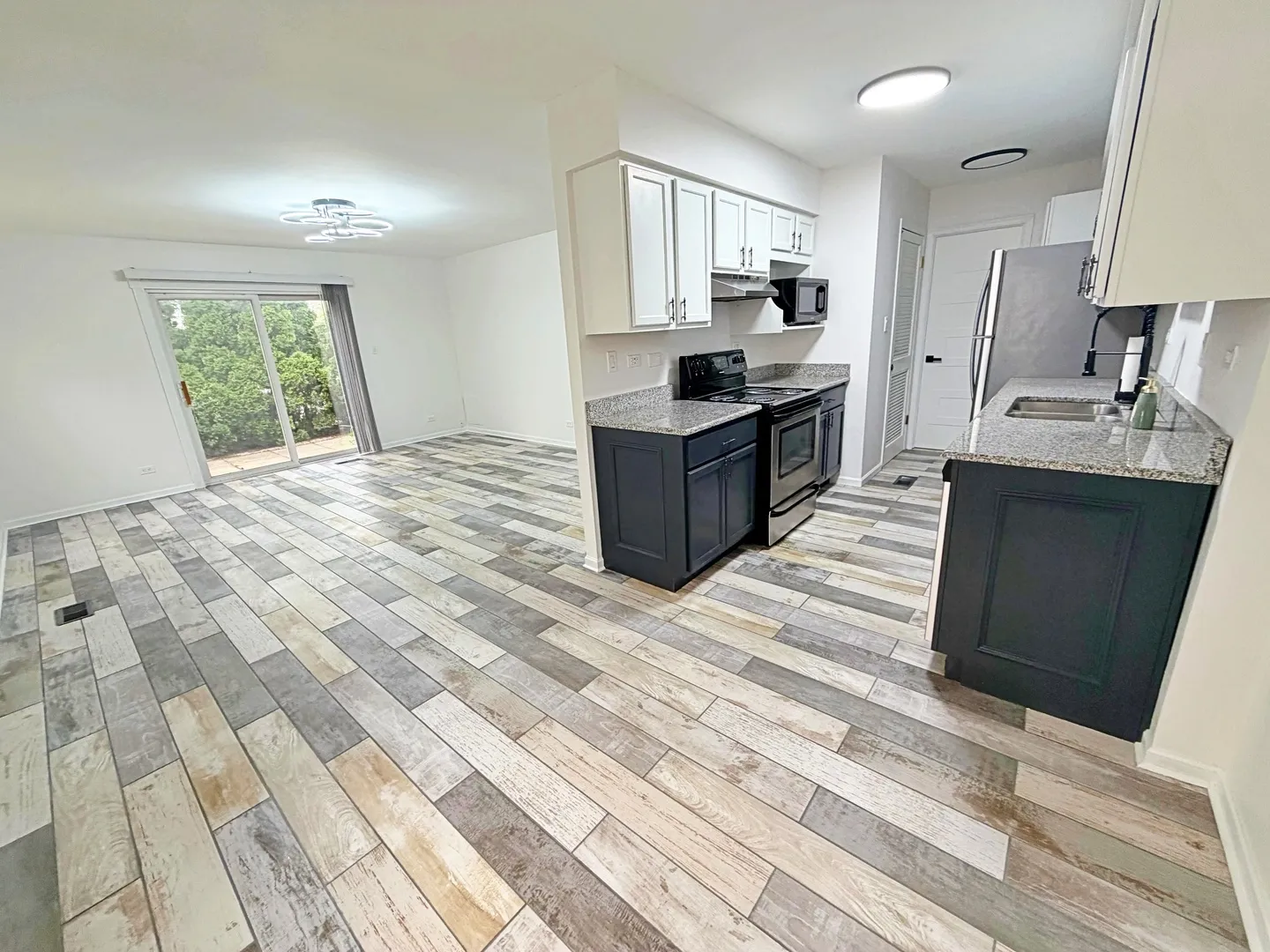 440 Lear Ct, ,  60194, USA 60194-Schaumburg-IL